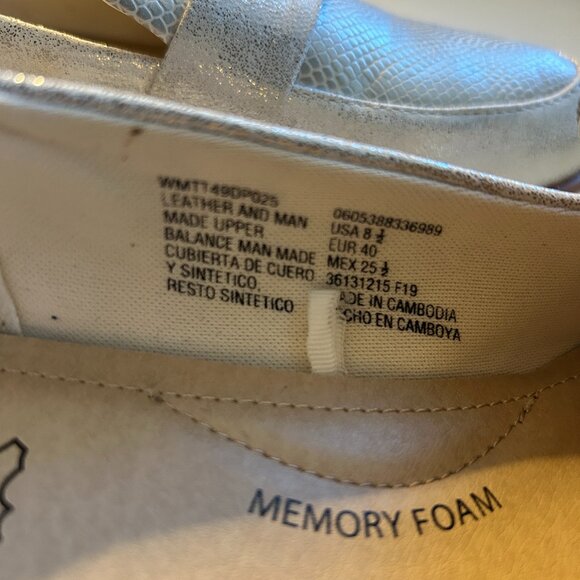 TIME & TRU - CREAM COLOR - Loafers-  SIZE US 8.5 - Picture 3 of 9